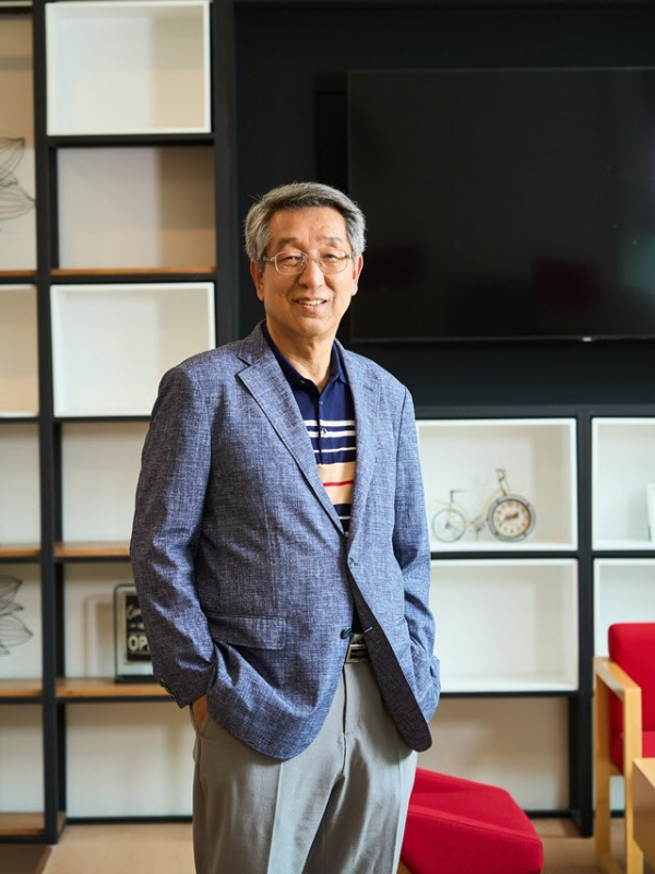 고문 정용환